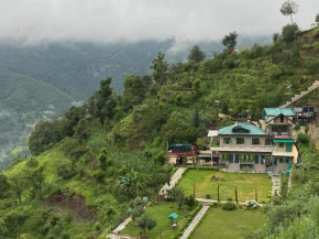 04 Bedroom Homestay